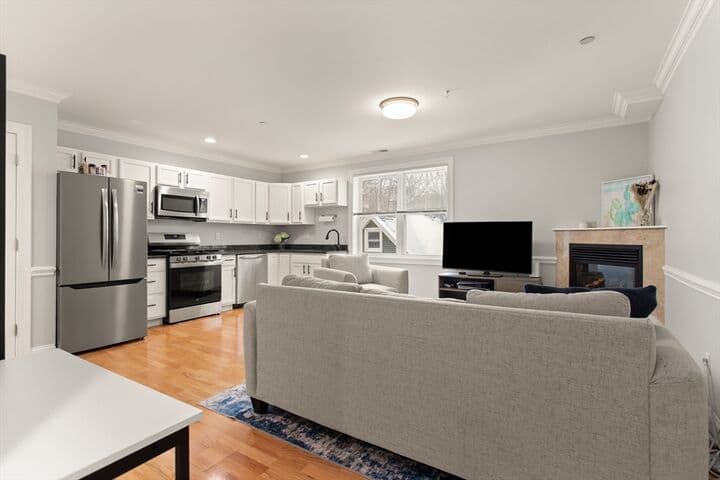 40 Hancock Street #10 — photo 5