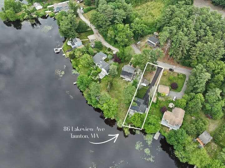 86 Lakeview Avenue — photo 3