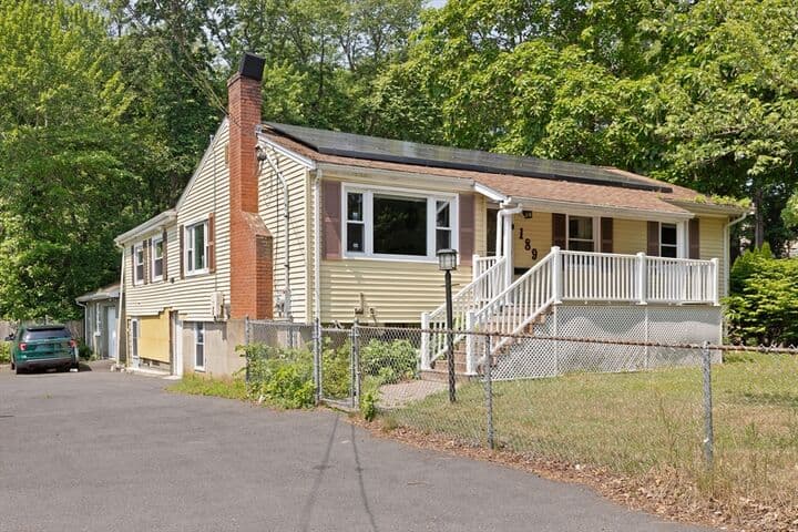 189 South Street — photo 3
