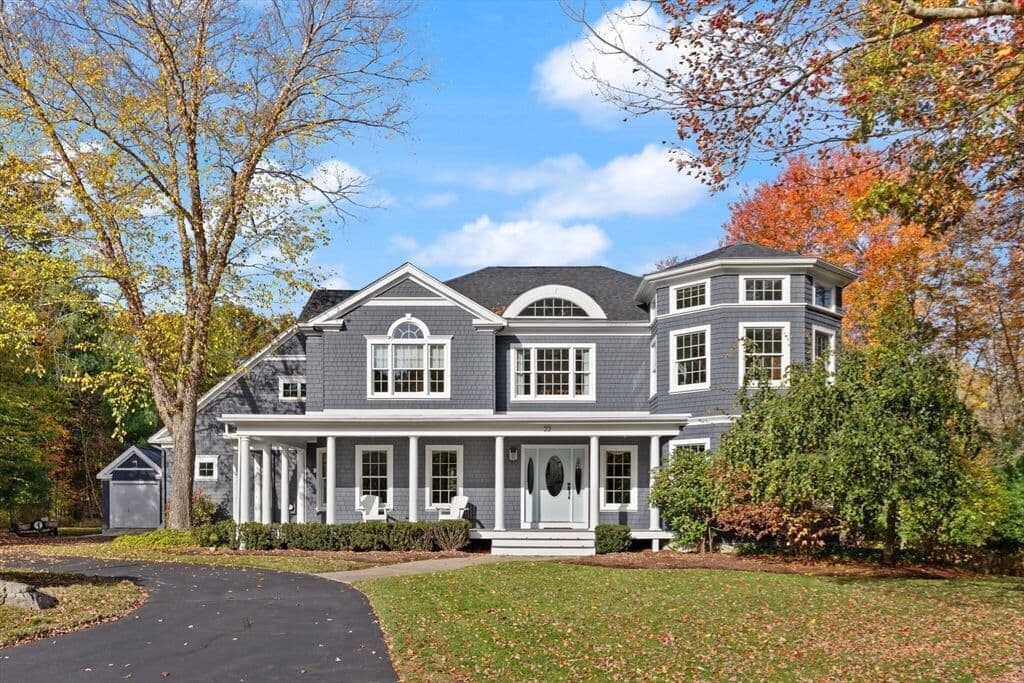 22 Flyaway Pond Drive, Easton, MA