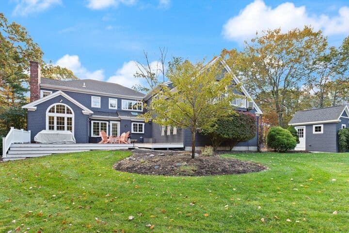 22 Flyaway Pond Drive — photo 3