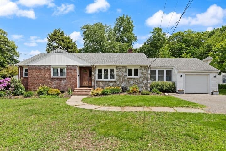 178 Webster Street — photo 2