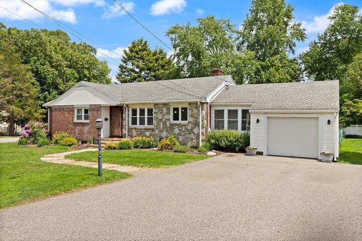 178 Webster Street — photo 5