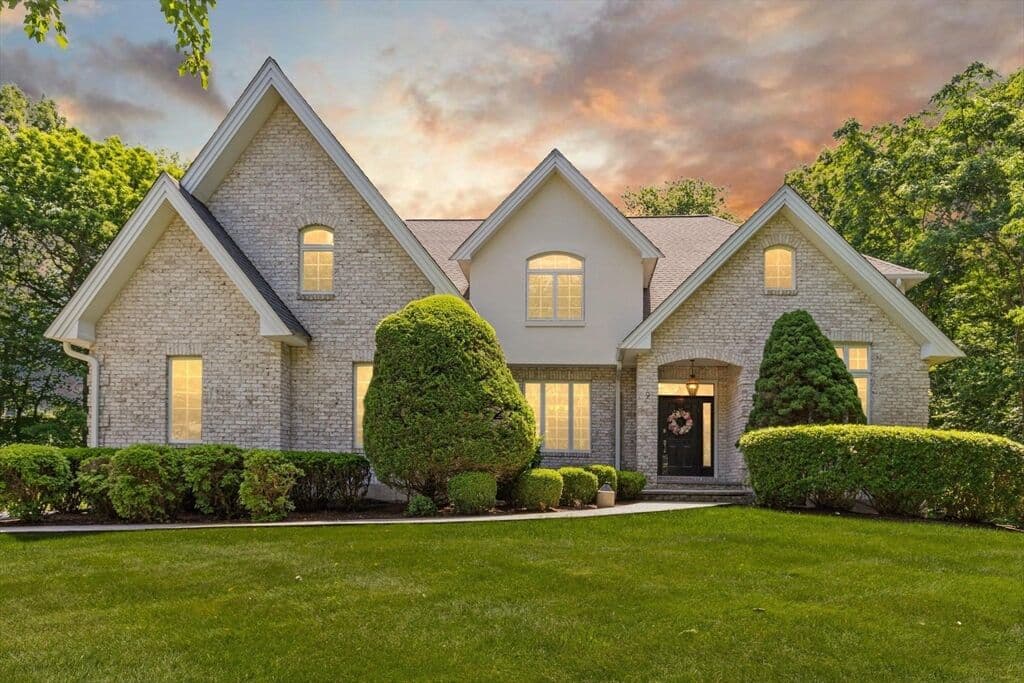 9 Riverside Terrace, Easton, MA