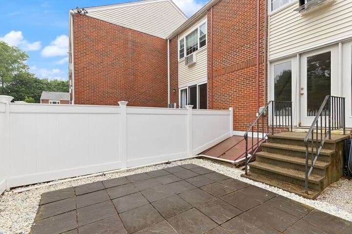 41 Foundry Street #15-3 — photo 3
