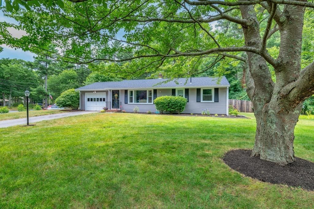 42 Titicut Rd — photo 3